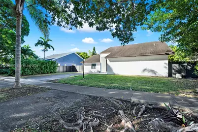 12221 SW 93rd St, Miami, FL 33186 - Photo 26