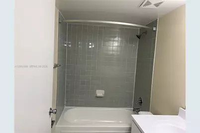 915 NW 1st Ave #LP0206, Miami, FL 33136 - Photo 8