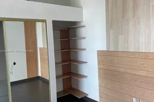 253 2nd St, Miami, FL 33132 - Photo 14