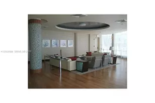 253 2nd St, Miami, FL 33132 - Photo 22