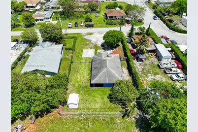22116 SW 115th Ave, Miami, FL 33170 - Photo 38
