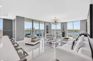 17111 Biscayne Blvd, North Miami Beach, FL 33160 - Photo 4