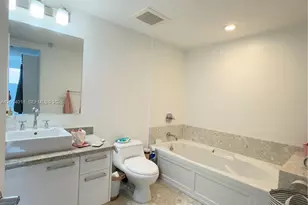 185 SW 7th St, Miami, FL 33130 - Photo 16