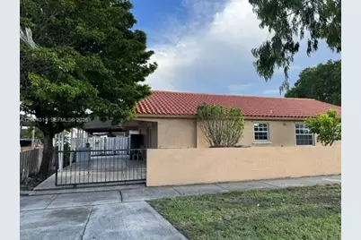 7599 W 4th Ct, Hialeah, FL 33014 - Photo 6