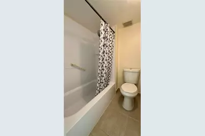16210 Laurel Dr #203, Weston, FL 33326 - Photo 10