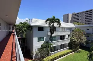 100 Edgewater Dr, Coral Gables, FL 33133 - Photo 4