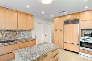 16001 Collins Ave, Sunny Isles Beach, FL 33160 - Photo 8