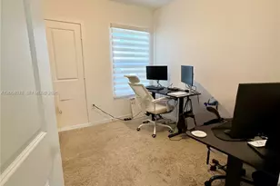 487 NE 5th St, Florida City, FL 33034 - Photo 4