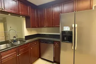 7029 Marlberry Ln, Tamarac, FL 33321 - Photo 16