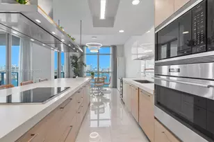 17301 Biscayne Blvd, North Miami Beach, FL 33160 - Photo 12