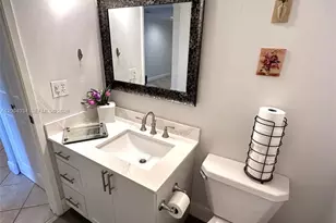 12551 SW 16th Ct, Pembroke Pines, FL 33027 - Photo 8