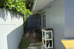 1440 NE 174th St, North Miami Beach, FL 33162 - Photo 28