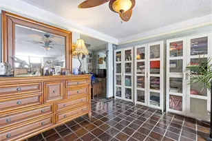 1800 NE 114th St, Miami, FL 33181 - Photo 20