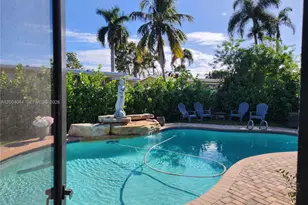 2251 NW 87th Ter, Pembroke Pines, FL 33024 - Photo 18