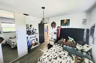 2251 NW 87th Ter, Pembroke Pines, FL 33024 - Photo 12