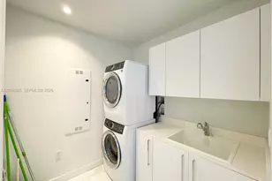 15701 Collins Ave, Sunny Isles Beach, FL 33160 - Photo 26