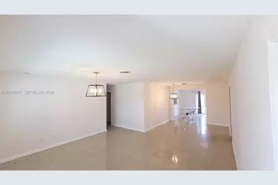 670 NE 179th Ter, Miami, FL 33162 - Photo 2