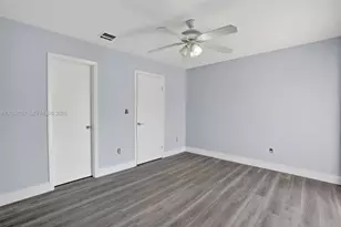 2276 W 56th St, Hialeah, FL 33016 - Photo 18