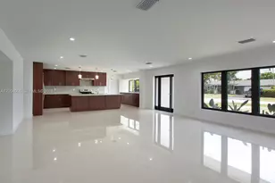 8790 SW 85th St, Miami, FL 33173 - Photo 4