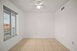 9915 W Okeechobee Rd, Hialeah Gardens, FL 33016 - Photo 12