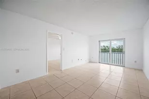 9915 W Okeechobee Rd, Hialeah Gardens, FL 33016 - Photo 14