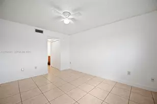 9915 W Okeechobee Rd, Hialeah Gardens, FL 33016 - Photo 22