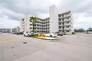 9915 W Okeechobee Rd, Hialeah Gardens, FL 33016 - Photo 38