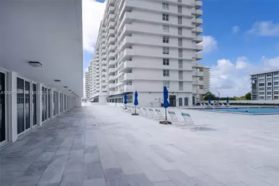 5601 Collins Ave #919, Miami Beach, FL 33140 - Photo 30