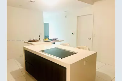 851 NE 1st Ave #1204, Miami, FL 33132 - Photo 2