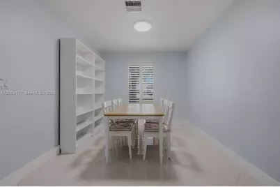 9870 SW 96th St, Miami, FL 33176 - Photo 10