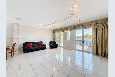 781 NE 195th St, Miami, FL 33179 - Photo 24