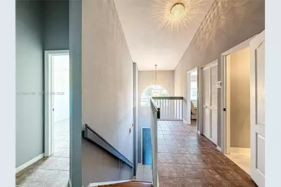 781 NE 195th St, Miami, FL 33179 - Photo 28