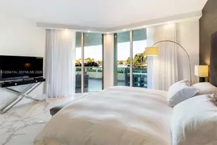 20191 E Country Club Dr, Aventura, FL 33180 - Photo 4