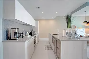 501 NE 31st St, Miami, FL 33137 - Photo 10