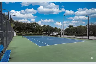 10730 NW 66th St #113, Doral, FL 33178 - Photo 38