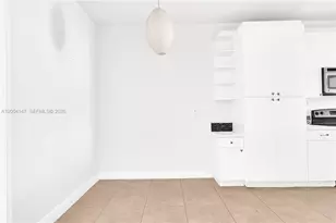 10730 NW 66th St, Doral, FL 33178 - Photo 6