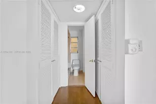 8775 Park Blvd, Miami, FL 33172 - Photo 14