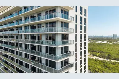 16385 Biscayne Blvd #3001, North Miami Beach, FL 33160 - Photo 38