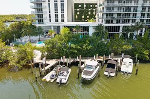 16385 Biscayne Blvd, North Miami Beach, FL 33160 - Photo 2