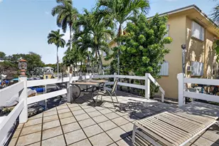 1820 Venice Park Dr, North Miami, FL 33181 - Photo 26