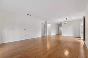 21810 Cypress Cir, Boca Raton, FL 33433 - Photo 12