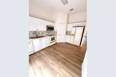1947 SE 23rd Rd, Homestead, FL 33035 - Photo 8