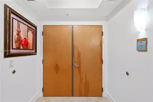 19400 Turnberry Way, Aventura, FL 33180 - Photo 6