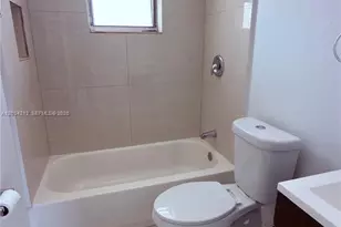 6370 W 27th Ct, Hialeah, FL 33016 - Photo 10