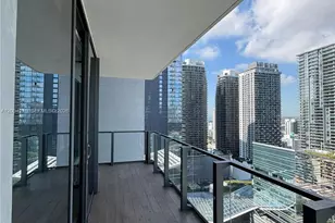 68 SE 6th St, Miami, FL 33131 - Photo 10