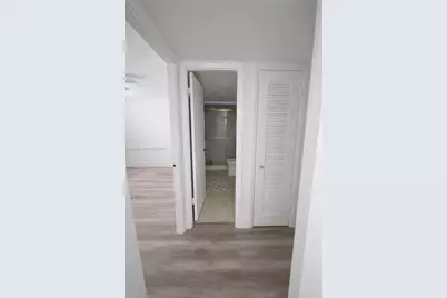 1175 NE Miami Gardens Dr #202, Miami, FL 33179 - Photo 8