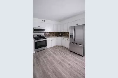 1175 NE Miami Gardens Dr #202, Miami, FL 33179 - Photo 4