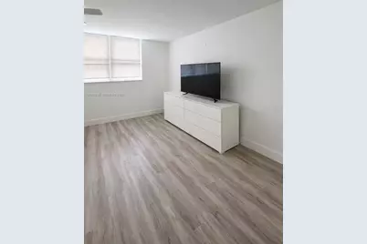 1175 NE Miami Gardens Dr #202, Miami, FL 33179 - Photo 6