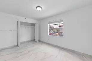 140 NW 14th Ave, Miami, FL 33125 - Photo 14