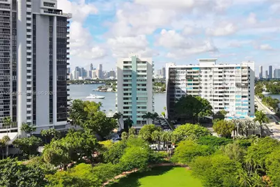 5 Island Ave #12C, Miami Beach, FL 33139 - Photo 16